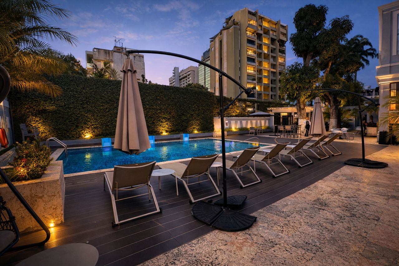 PISCINA